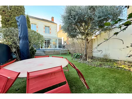 la genette - a 50m des parcs - maison de caractère