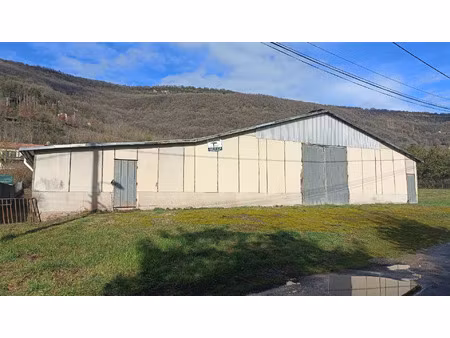 vente immeuble 908 m² saint-affrique (12400)