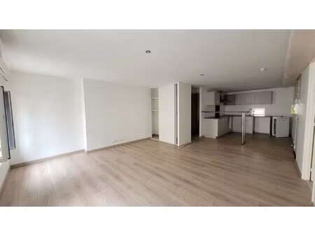 location appartement 2 pièces 48m² valence 26000