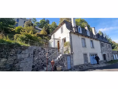 vente maison 4 pièces 112 m² à saint-urcize (15110)  149 000 €