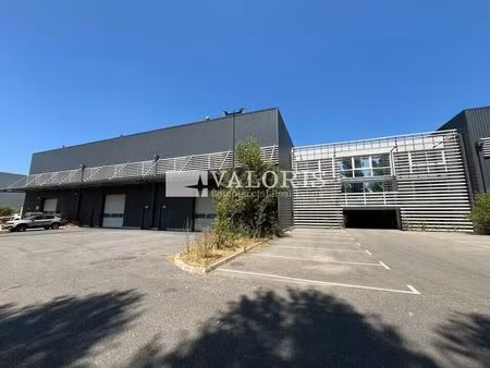 location commerce 1937 m² à aix-en-provence (13290)