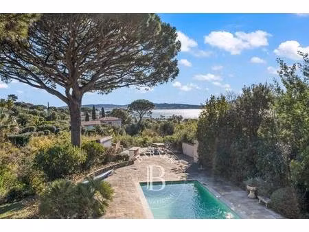 grimaud- bastide provencale - vue mer