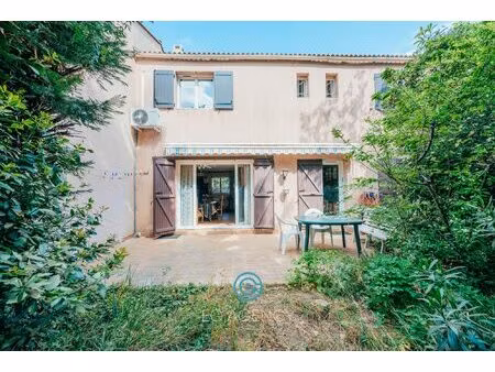 maison mitoyenne de 101m2 avec garage  terrasse et jardin