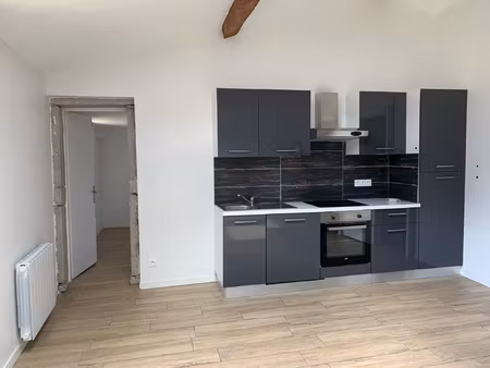 tres beau t2 a chasselay avec belles prestations