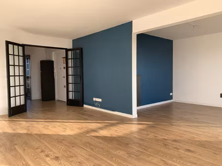 location appartement 3 pièces 83m² niort 79000