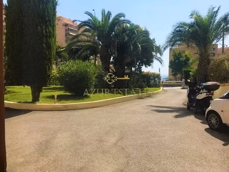 beausoleil /debut guynemer : studio meuble