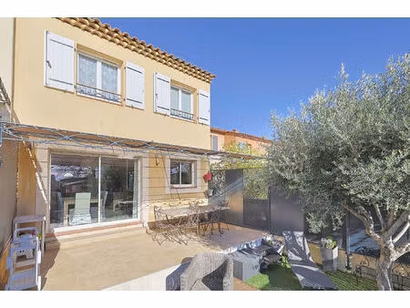 vente maison 4 pièces 85 m² cuers (83390)