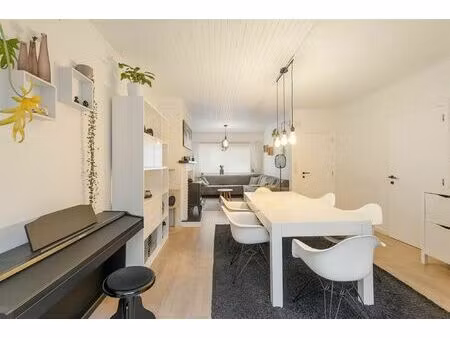 woning met 4 slaapkamers op rustige ligging