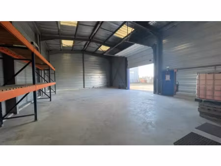 local d'activités - 330 m² - location et vente