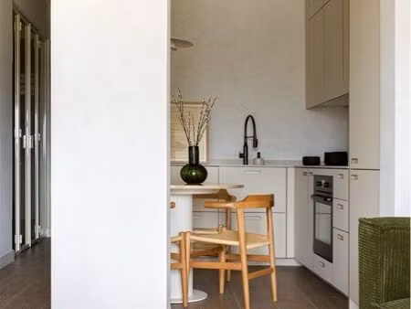 à louer - appartement 2 pièces en centre ville