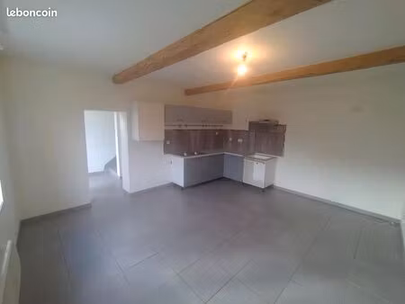 logement t3 avec jardin et terrasse