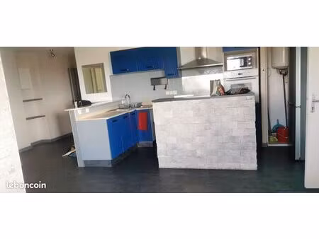 location t3 bis meublé - fort de france