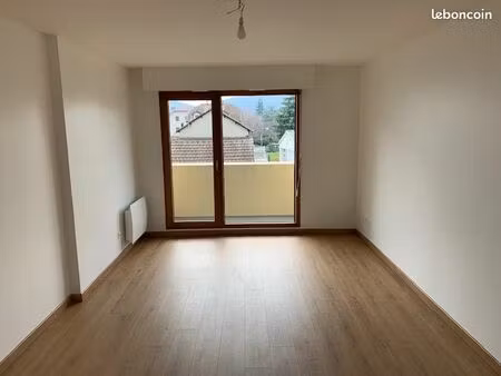 appartement t2 . 50 m2