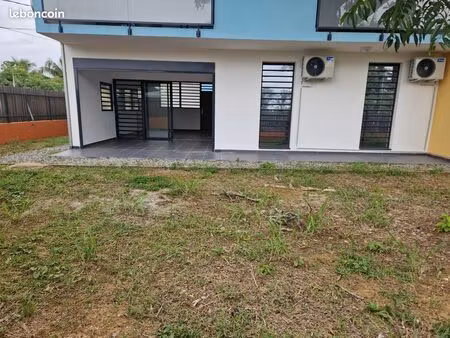 appartement t3 à cayenne 100m de la plage