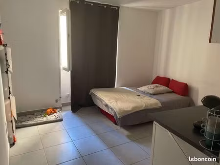 studio non meuble a louer a l' annee agde