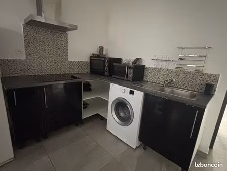 t2 avec terrasse toutes charges comprises