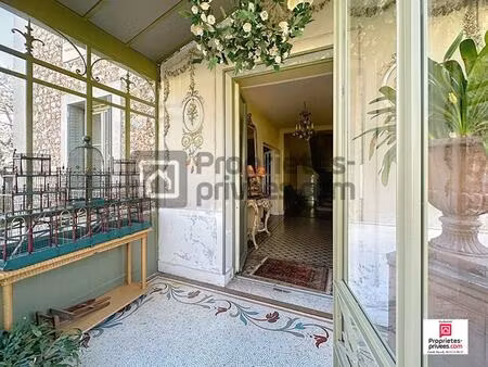 maison centre ville avec garage et jardin