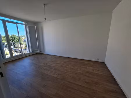 vente appartement 2 pièces  42.18m²  limeil