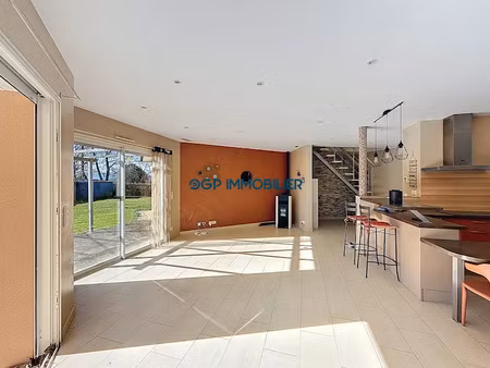 vente maison 4 pièces 122 m² à boeil-bezing (64510)  295 000 €