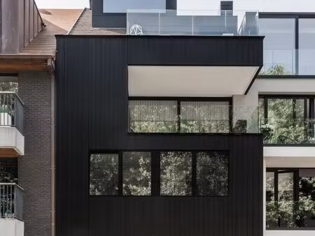 recent appartement met ruime terrassen en open zicht