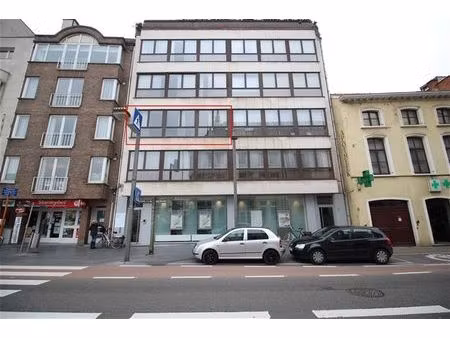 ruim appartement met uitzicht over de grote markt