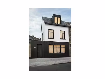 huis te koop in assebroek met 4 slaapkamers