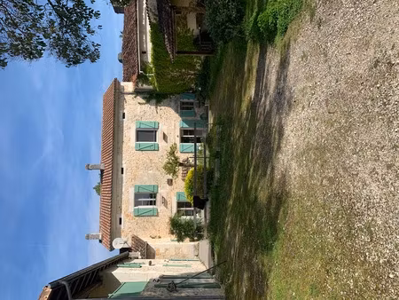 ensemble de 2 maisons de charme à acheter à charras