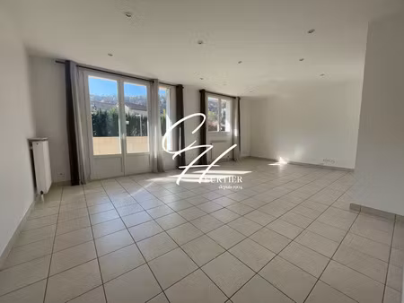 vente appartement 3 pièces 56m2 eybens 38320 - 145000 € - surface privée