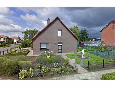 huis te koop in hulshout met 4 slaapkamers