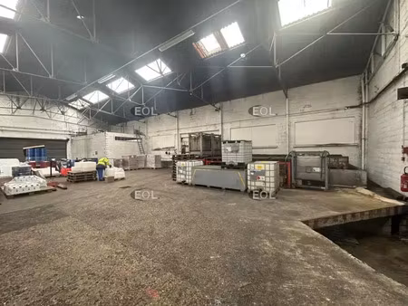 local d'activité avec bureaux de 1 315 m² à vendre - brie-comte-robert (77)