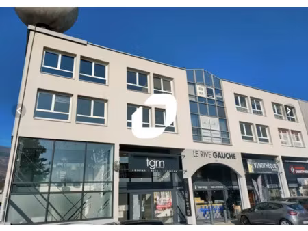 location bureau seyssins 38180