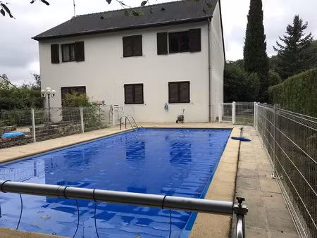 maison individuelle avec piscine
