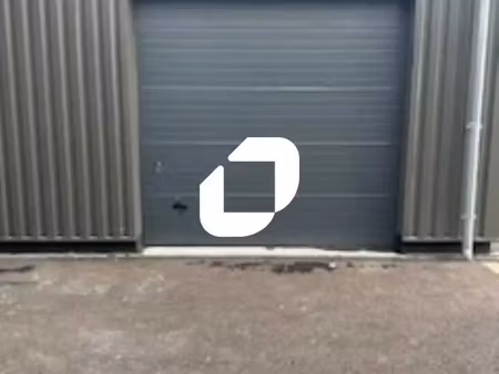 location local d'activités breval 78980