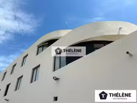 vente bureau 92 m² sète (34200)