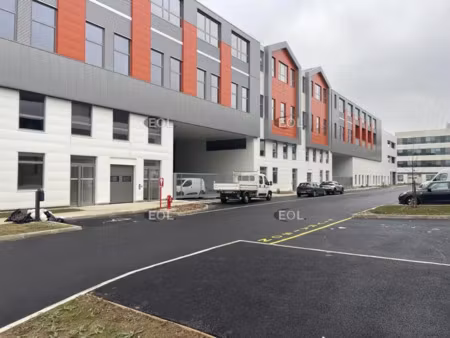 a louer : locaux d'activités neufs