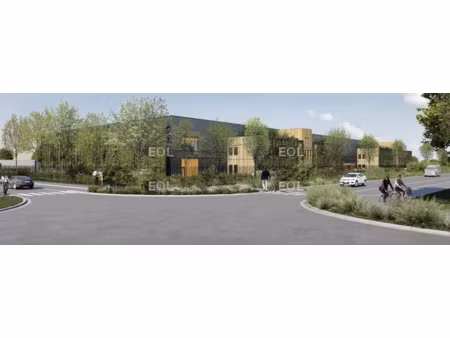 a vendre ou à louer immeuble de stockage avec des bureaux d'accompagnement à puiseux en fr