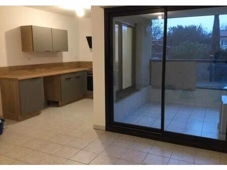 location appartement 2 pièces 42 m² à montpellier (34000)