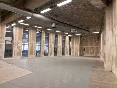 à louer : local d'activité de 596 m² à ivry-sur-seine (94)