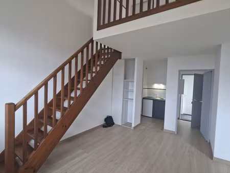 pau facultes : t2 duplex + parking