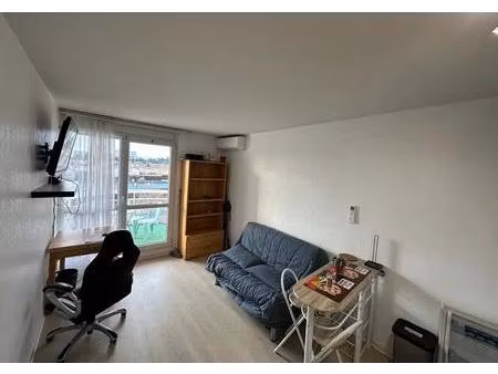 location appartement 1 pièce 18 m² à marseille 13 (13013)