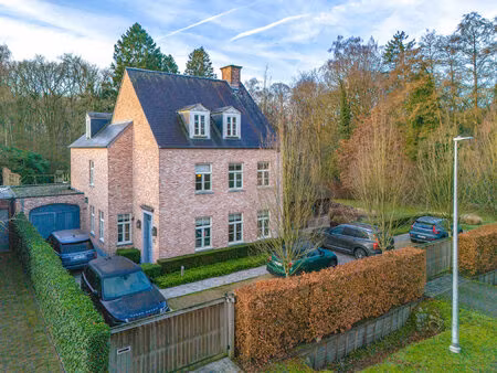 huis te koop in brasschaat met 5 slaapkamers