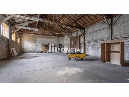 immeuble commercial à proximité de la gare de melun