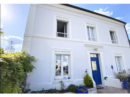 maison de maître avec piscine