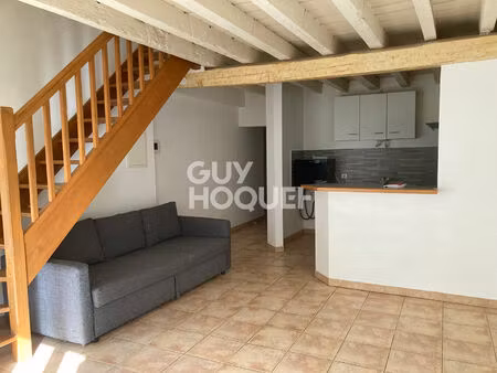 duplex lumineux sur boulevard emplacement idéal