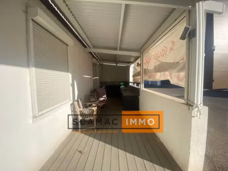 local commercial de 200m²