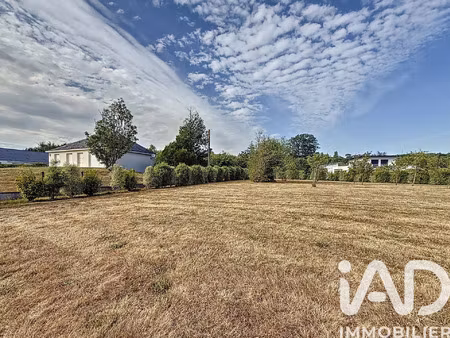 vente terrain à saint-étienne-de-montluc (44360) : à vendre / 561m² saint-étienne-de-montl