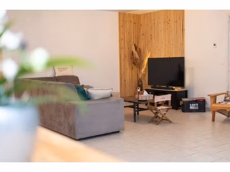 maison 6 pièces - 153 m²