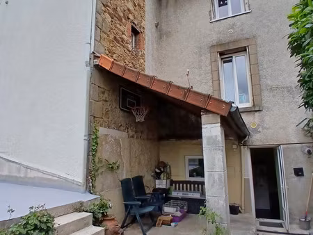 maison 6 pièces - 158 m²