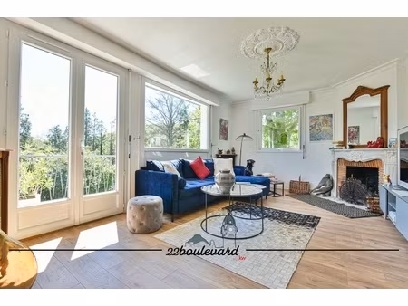 maison 7 pièces - 220 m²