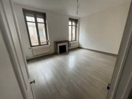 location appartement 3 pièces 52 m² à nancy (54000)